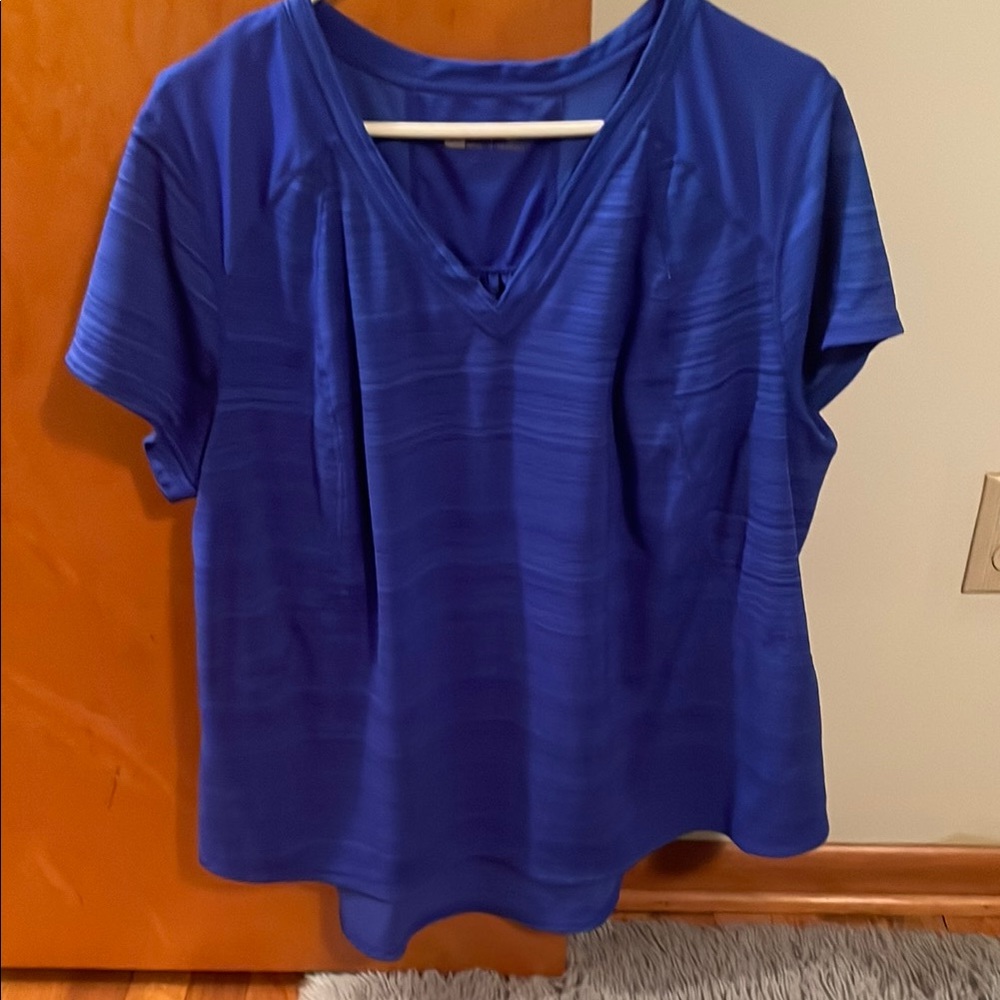 Xersion Blue Boxy Short Sleeve Blouse